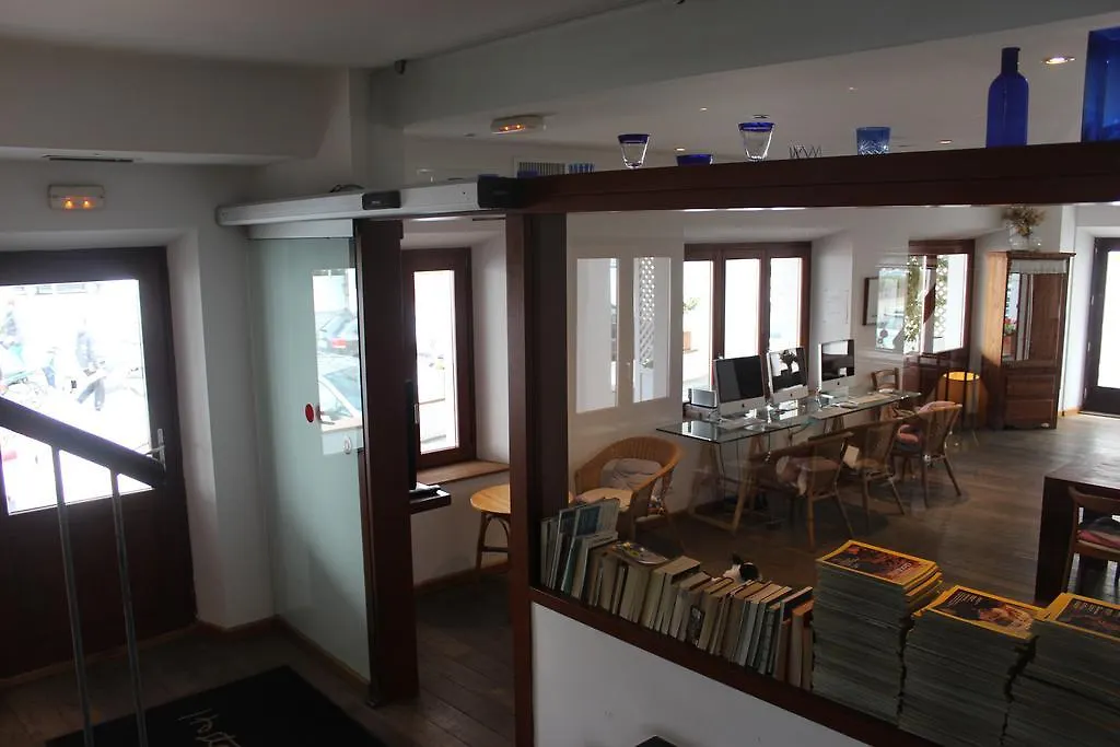 Hostal Cristina Cadaques إسبانيا